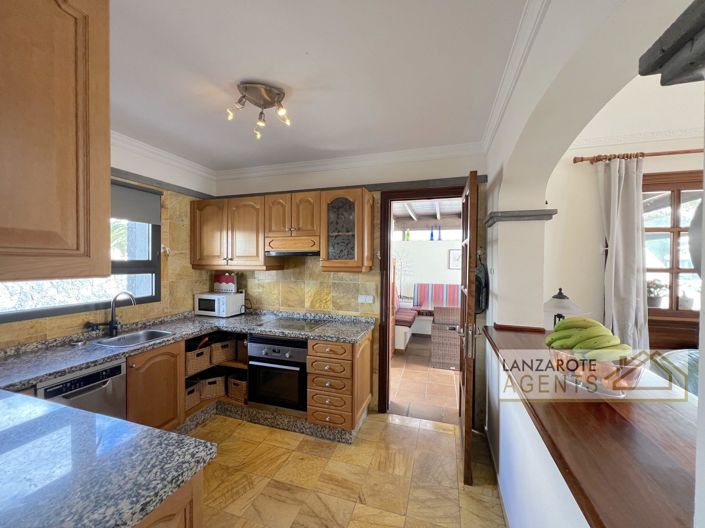 Image No.5-2 Bed Villa for sale