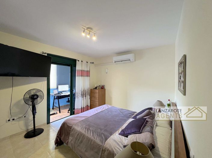 Image No.13-3 Bed House for sale