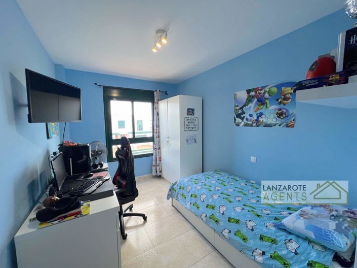 Image No.19-3 Bed House for sale