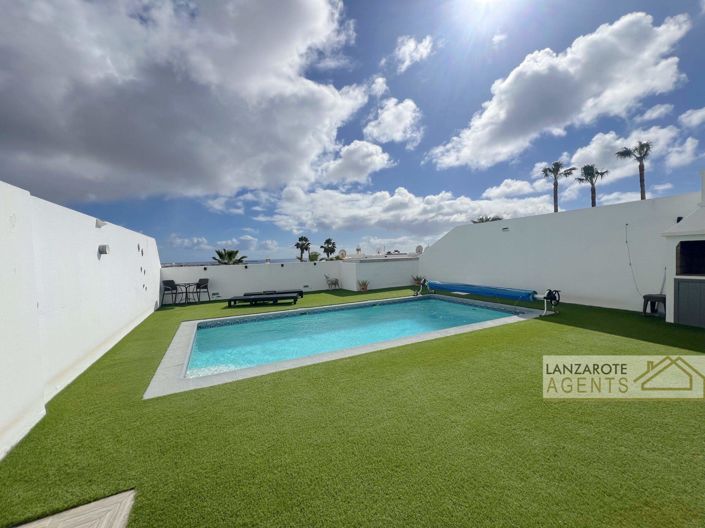 Image No.27-4 Bed Villa for sale