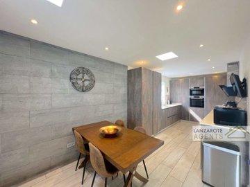 cbb2c2ad-596d-00c8-d291-ba79f5d2f349