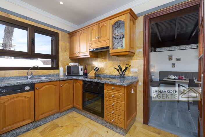 Image No.5-3 Bed Villa for sale