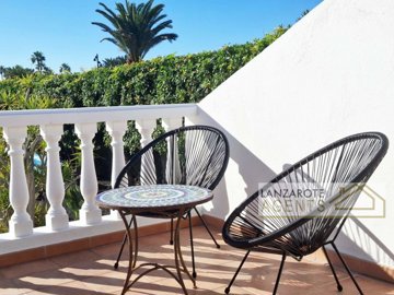 f9b66836-c517-049d-952a-aa9bc6303ca4