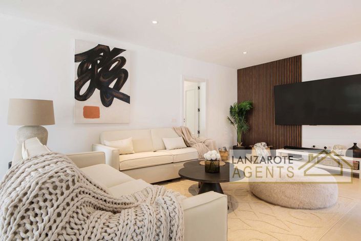 Image No.3-Villa de 4 chambres à vendre à Playa Blanca