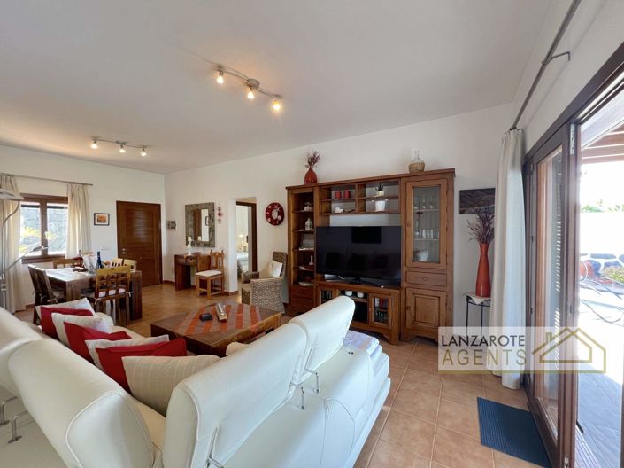 Image No.3-Villa de 3 chambres à vendre à Playa Blanca