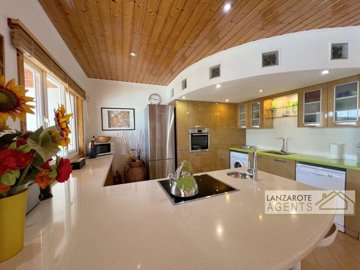 dbb4606b-a83e-f4a3-9acc-1a3c590a9c24