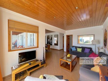 6184885d-b20f-56e9-b21c-f7814077b99a