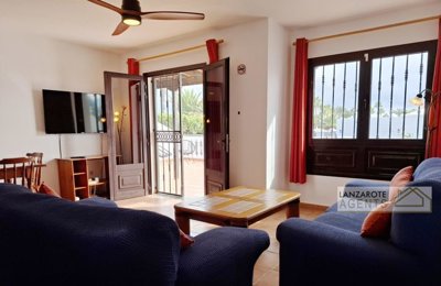 9bebcb69-593e-7967-c875-ffbabf35d557