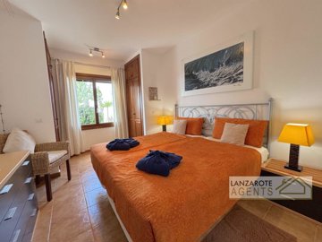 4c8f6300-0d0b-203e-67ff-625e9d52e65a