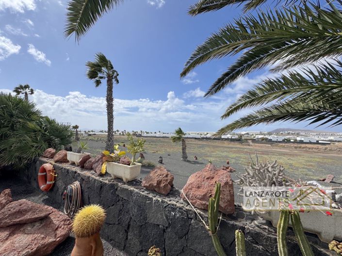 Image No.26-3 Bed Villa for sale