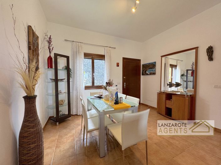 Image No.6-3 Bed Villa for sale