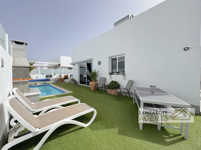 Image No.19-3 Bed Villa for sale