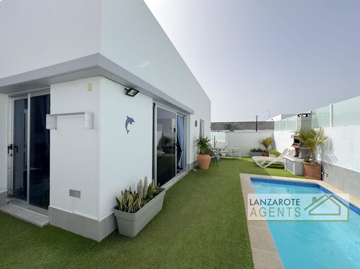 Image No.27-3 Bed Villa for sale