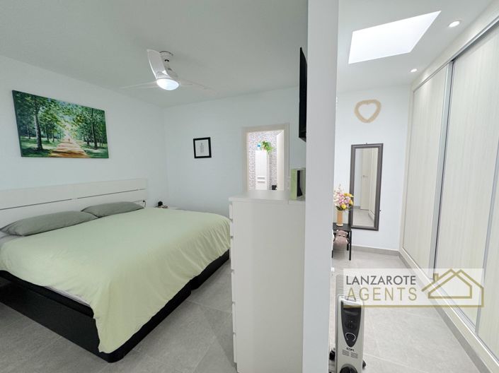 Image No.8-3 Bed Villa for sale