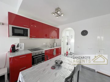 cb4c8331-ea2d-2b8b-f395-8a2994b56b1b