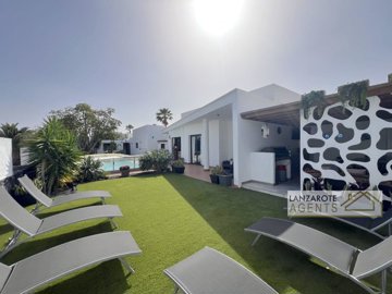 07d4dd18-9f0c-46ed-6590-33be6212e66c