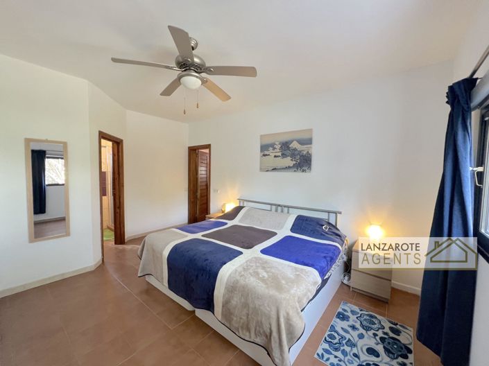 Image No.18-3 Bed Villa for sale