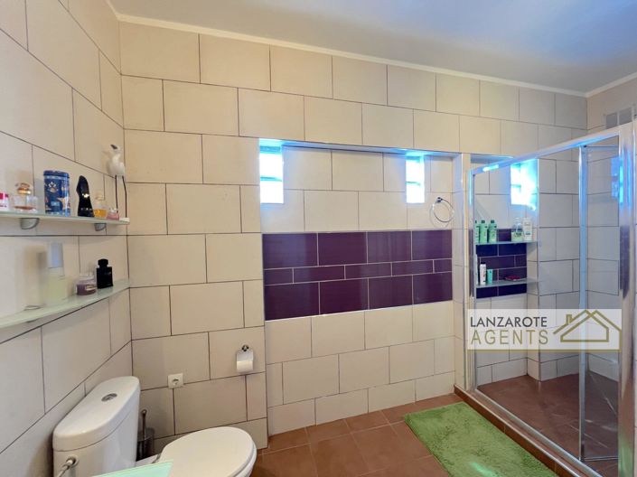 Image No.21-3 Bed Villa for sale