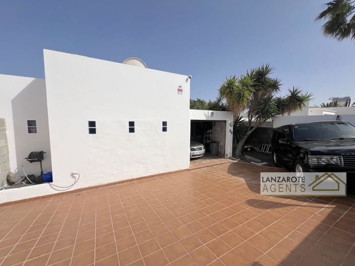 Image No.23-3 Bed Villa for sale