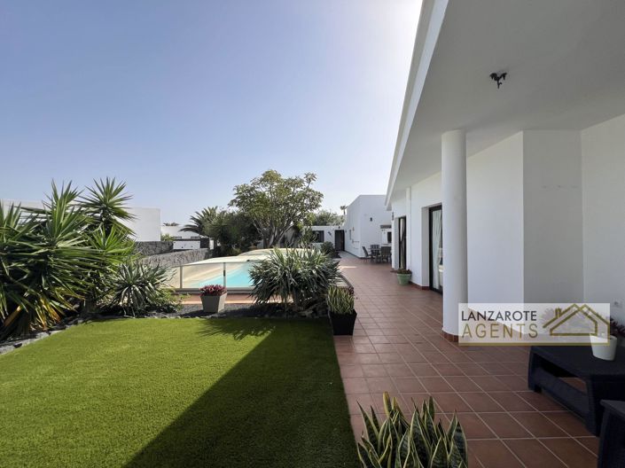 Image No.29-3 Bed Villa for sale