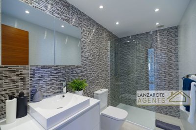 d0d65515-0baf-9e69-3261-ec60095c6fe0