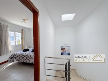 9f4d15fd-e381-a472-f6b1-5ae1aeefc639