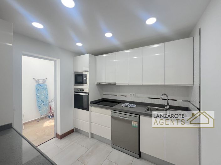 Image No.6-2 Bed Villa for sale