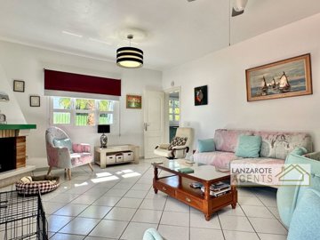 0408ba8e-21d8-4383-5813-4eb68d8b3683