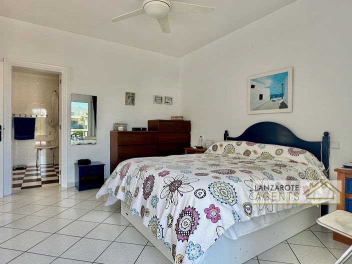 Image No.29-3 Bed Villa for sale