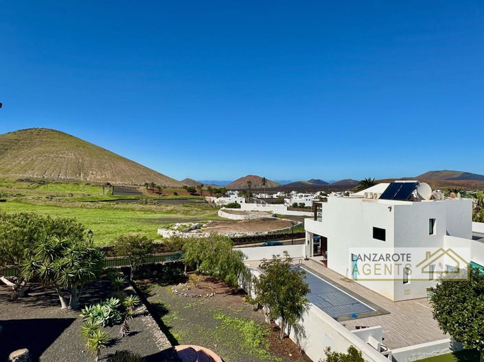 Image No.32-3 Bed Villa for sale