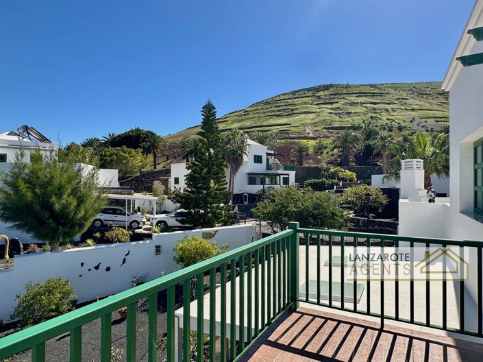 Image No.33-3 Bed Villa for sale