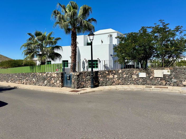 Image No.42-3 Bed Villa for sale