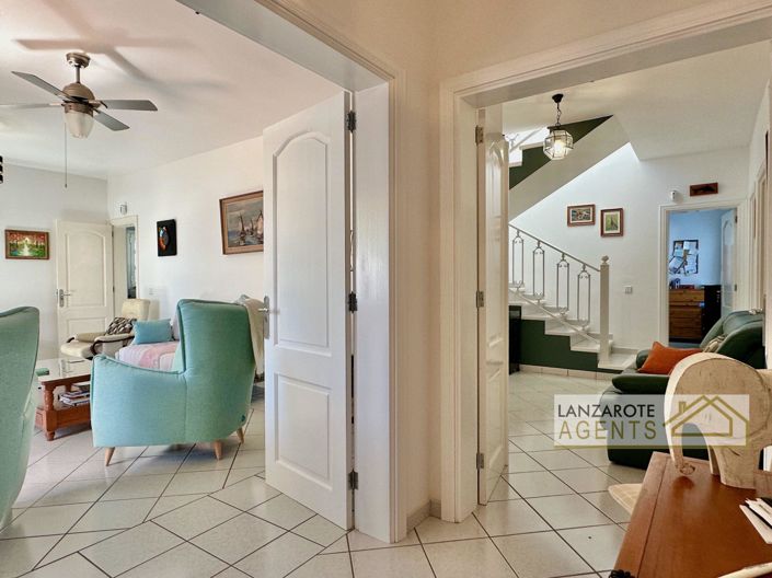 Image No.9-3 Bed Villa for sale