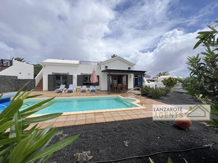 Image No.33-2 Bed Villa for sale