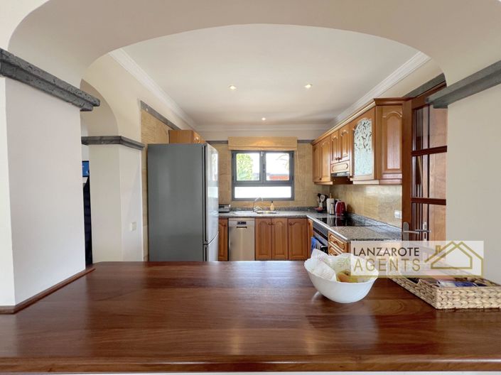 Image No.7-2 Bed Villa for sale