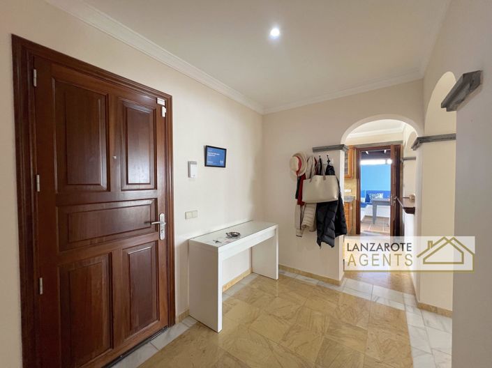 Image No.8-2 Bed Villa for sale