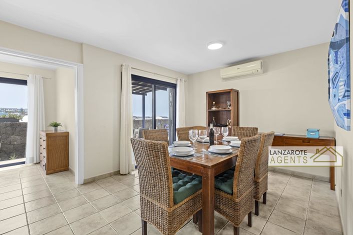 Image No.10-4 Bed Villa for sale