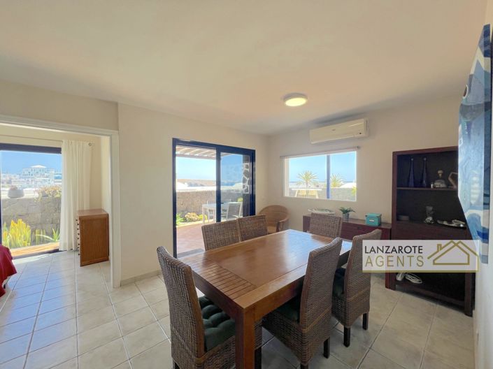 Image No.4-Villa de 4 chambres à vendre à Playa Blanca