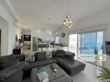 3f6ee4d0-dfb4-9759-53cd-f778aca2783d