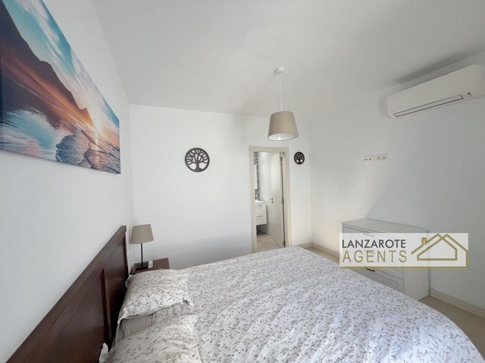 Image No.12-3 Bed Villa for sale