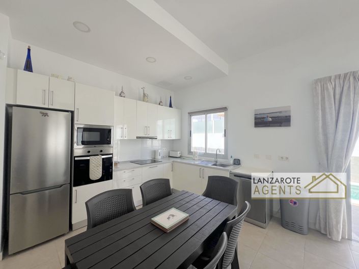 Image No.3-3 Bed Villa for sale