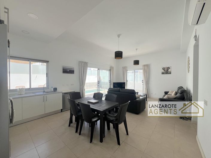 Image No.5-3 Bed Villa for sale