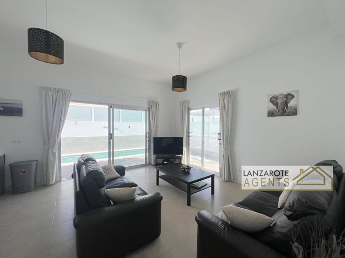 Image No.6-3 Bed Villa for sale