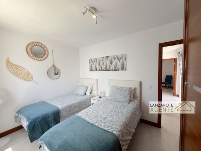 Image No.20-2 Bed Villa for sale