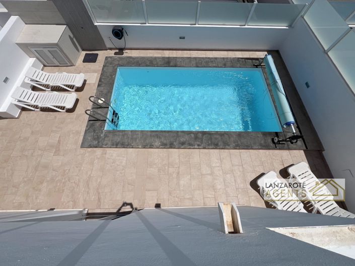 Image No.25-2 Bed Villa for sale