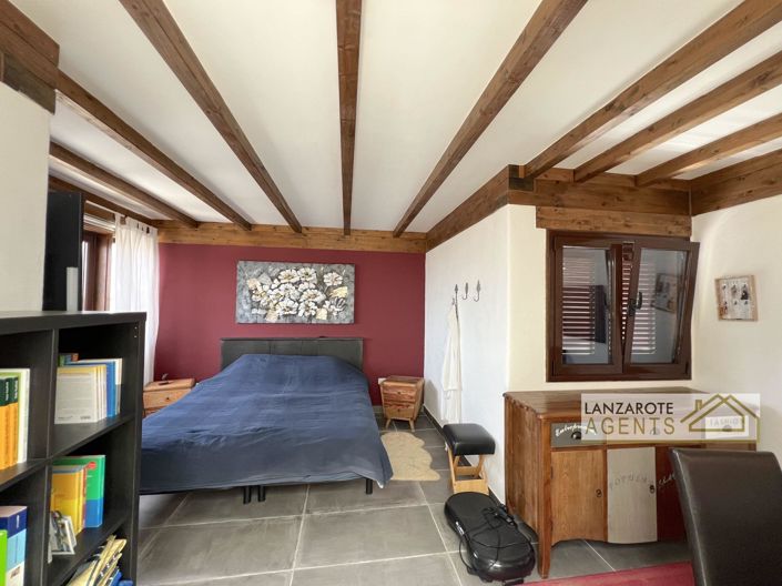 Image No.12-3 Bed Villa for sale