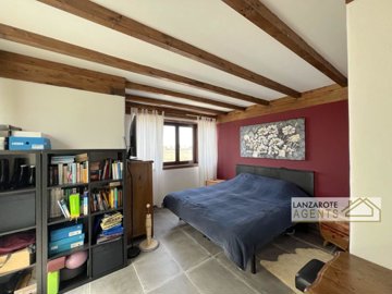 9552836a-efb0-573f-cb4a-2360f491c131