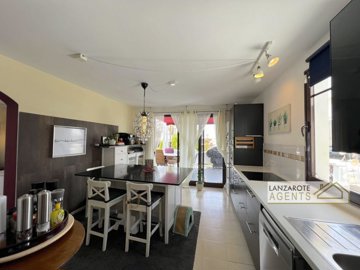 e73fb37c-415a-2052-53b1-1d2f9840d698