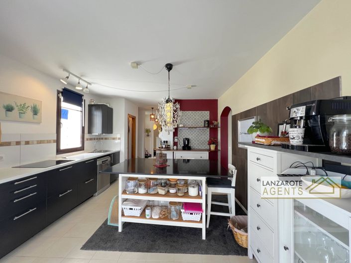 Image No.4-3 Bed Villa for sale