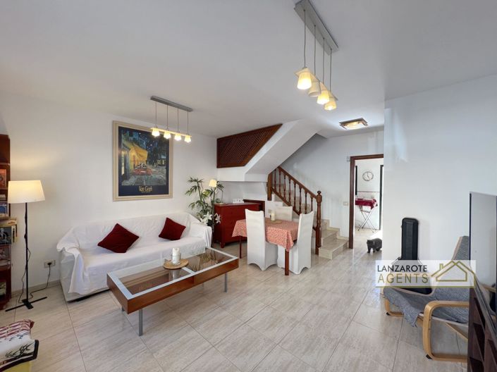 Image No.2-3 Bed House for sale